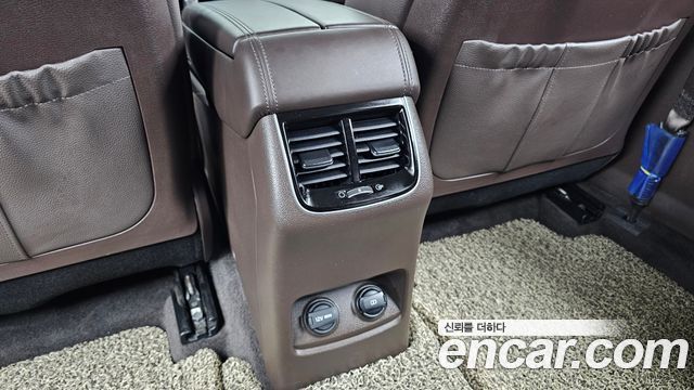 Kia K7 2017 — photo 32