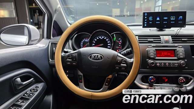 Kia pride 2014 — photo 20