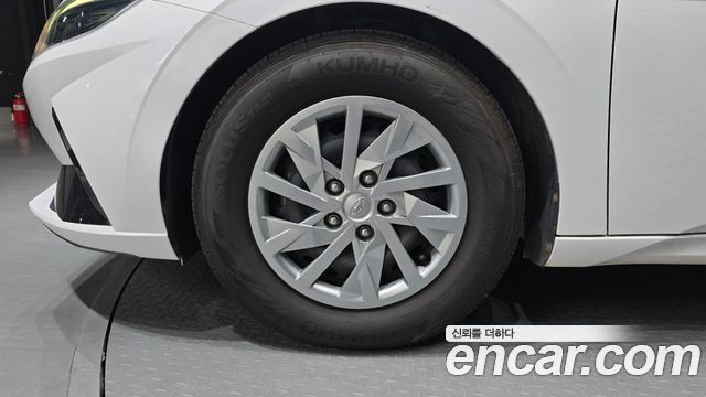 Hyundai AVANTE 2021 — photo 5