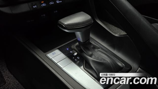 Hyundai AVANTE 2021 — photo 9