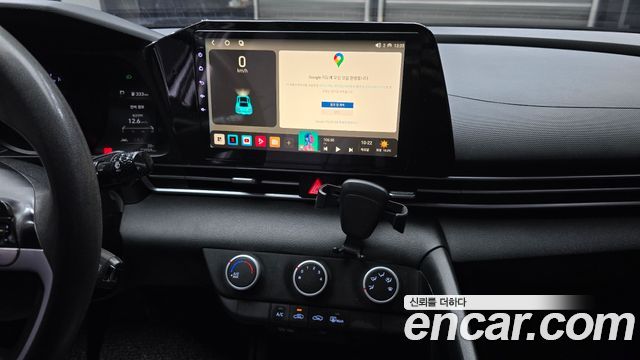 Hyundai AVANTE 2021 — photo 14