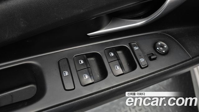 Hyundai AVANTE 2021 — photo 17