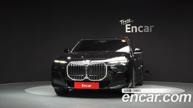 BMW 7-Series 2024 — photo 3