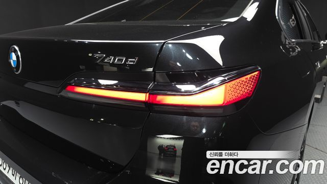 BMW 7-Series 2024 — photo 9