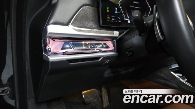 BMW 7-Series 2024 — photo 29