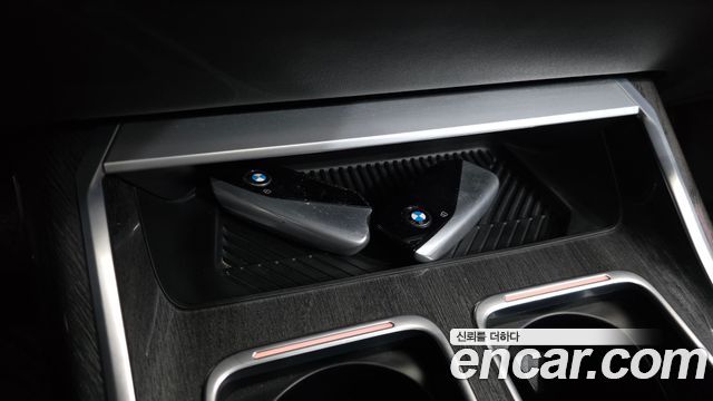BMW 7-Series 2024 — photo 32