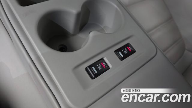 Renault Korea SM6 2021 — photo 16