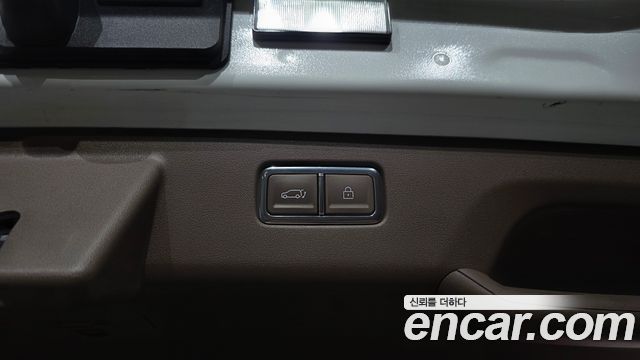 Kia EV9 2024 — photo 38