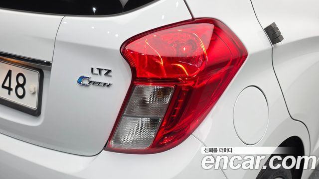 Chevrolet Korea Spark 2017 — photo 9