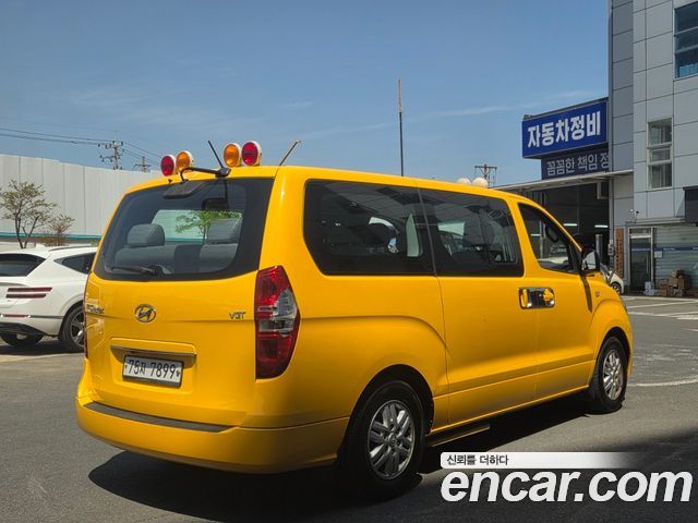Hyundai Starex 2017 — photo 4