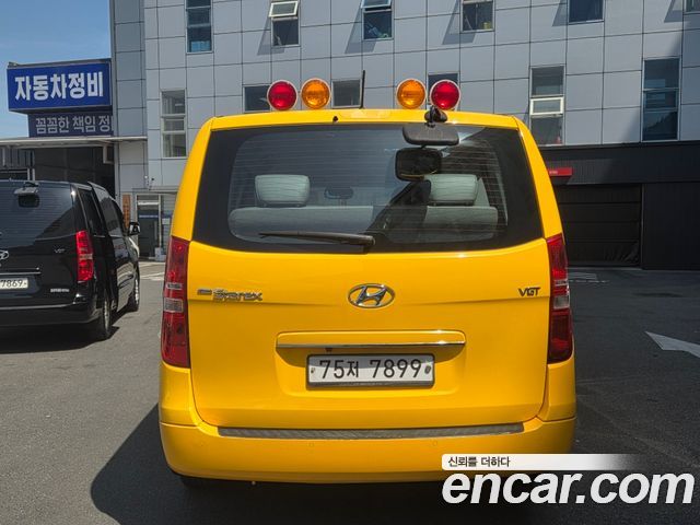 Hyundai Starex 2017 — photo 6