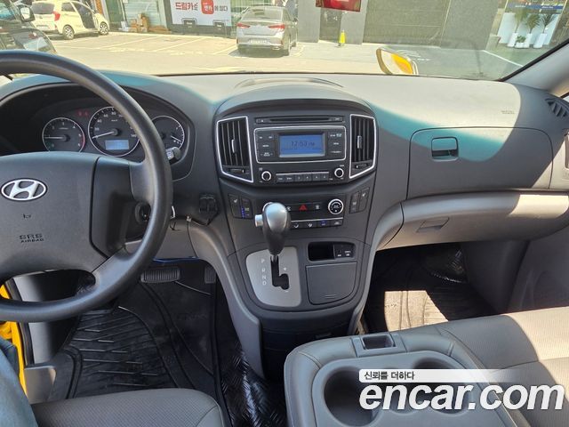 Hyundai Starex 2017 — photo 7