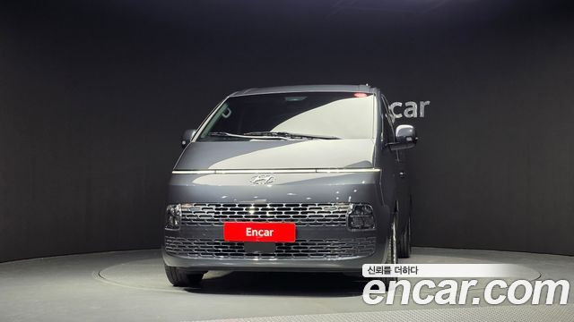 Hyundai Staria 2024 — photo 3