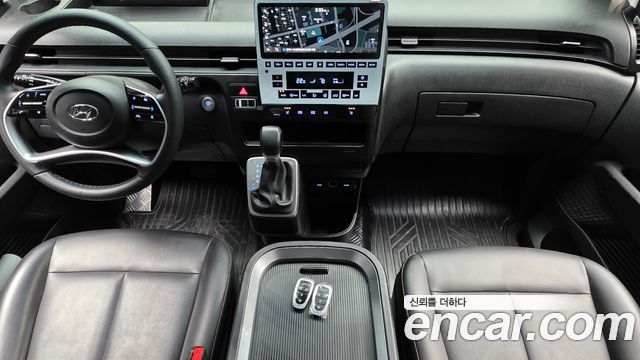 Hyundai Staria 2024 — photo 10