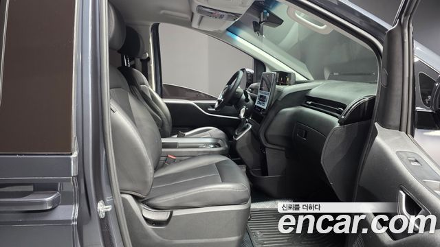 Hyundai Staria 2024 — photo 17