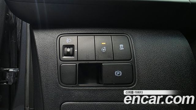 Hyundai Staria 2024 — photo 22