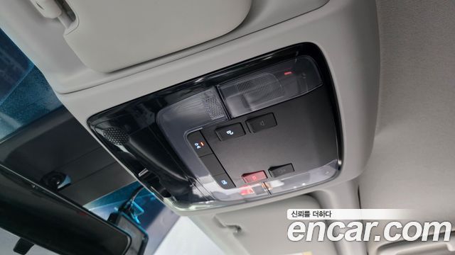 Hyundai Staria 2024 — photo 30