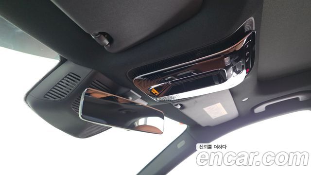 Mercedes-Benz C-Class 2023 — photo 28