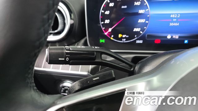 Mercedes-Benz C-Class 2023 — photo 30