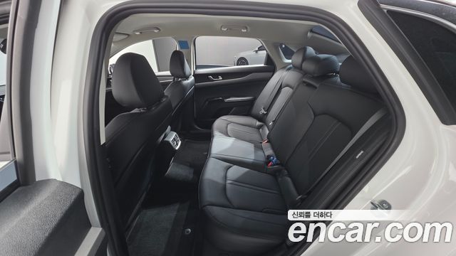 Kia K5 2025 — photo 17