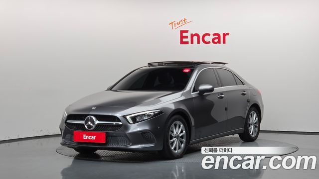 Mercedes-Benz A-Class 2020 — photo 1
