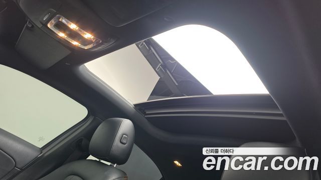 Mercedes-Benz A-Class 2020 — photo 16