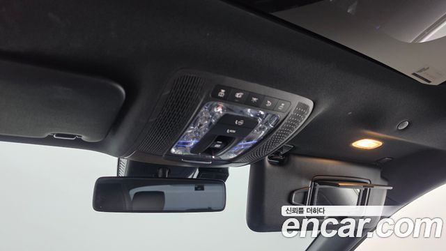 Mercedes-Benz A-Class 2020 — photo 18