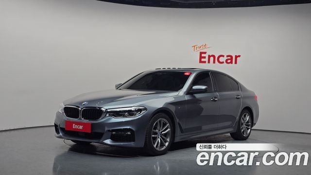 BMW 5-Series 2017 — photo 1