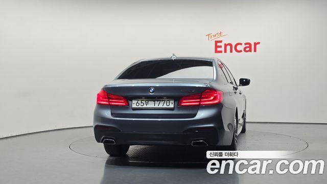 BMW 5-Series 2017 — photo 4