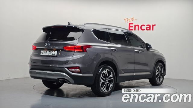 Hyundai Santafe 2019 — photo 2