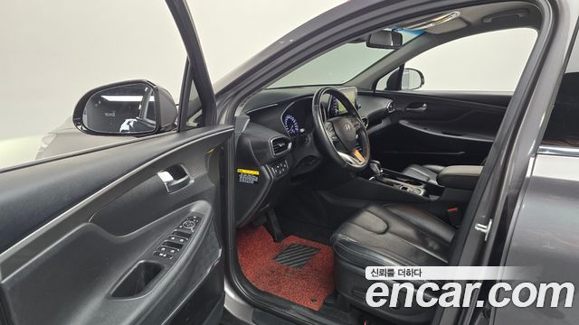 Hyundai Santafe 2019 — photo 13