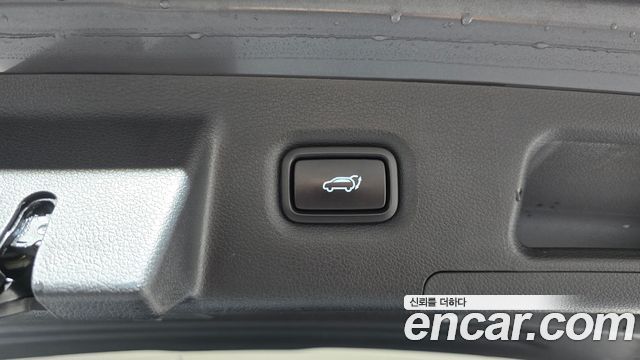 Hyundai Santafe 2019 — photo 21