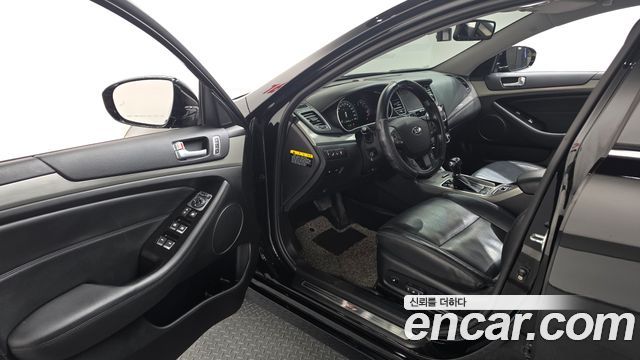 Kia K7 2016 — photo 10
