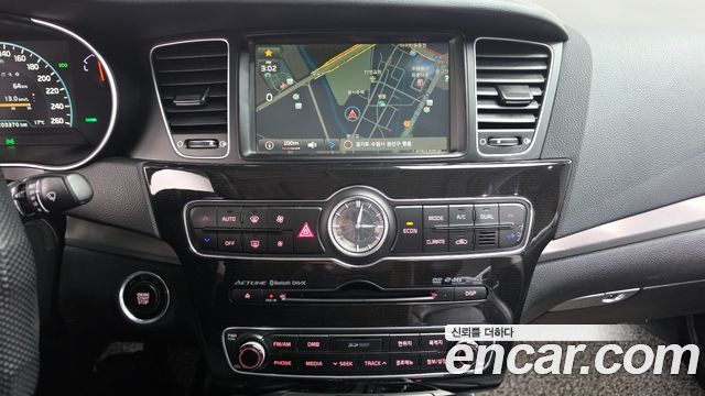 Kia K7 2016 — photo 14
