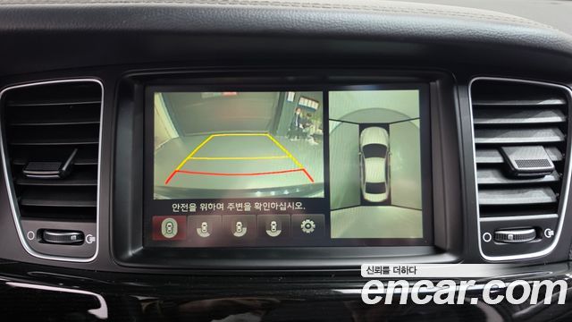 Kia K7 2016 — photo 16