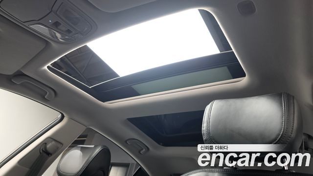 Kia K7 2016 — photo 18