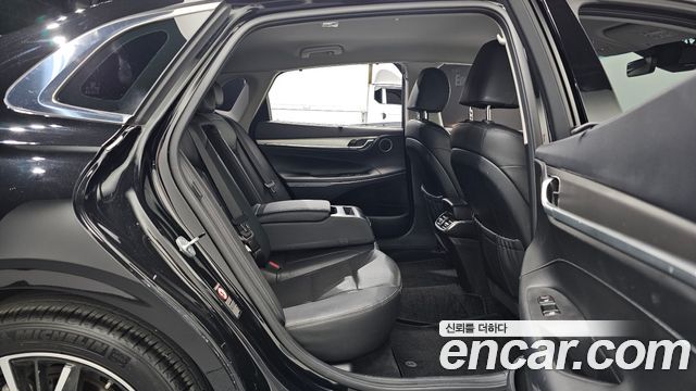 Hyundai Grandeur 2022 — photo 17
