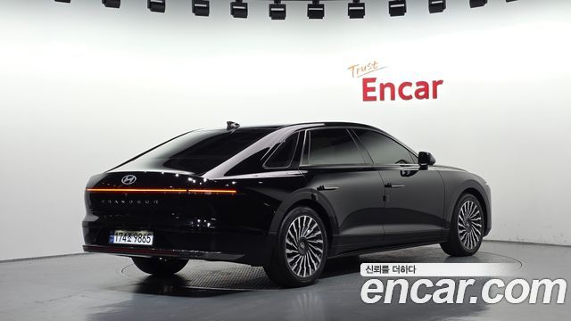 Hyundai Grandeur 2023 — photo 2