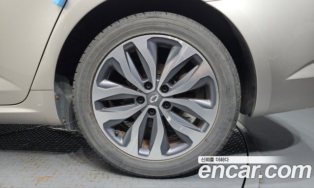 Renault Korea SM6 2016 — photo 7