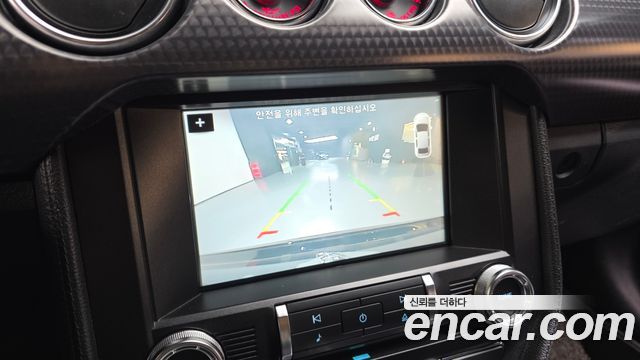 Ford Mustang 2018 — photo 20