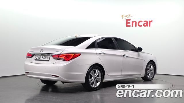 Hyundai Sonata 2013 — photo 2