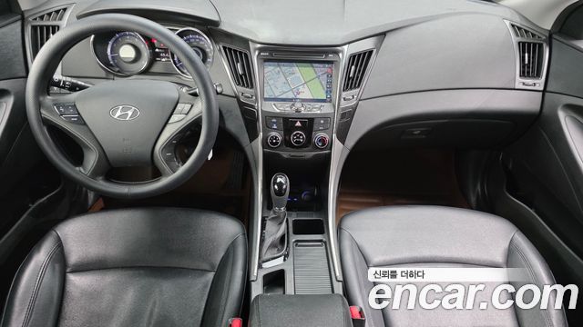 Hyundai Sonata 2013 — photo 10
