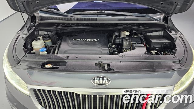 Kia Canival 2015 — photo 6