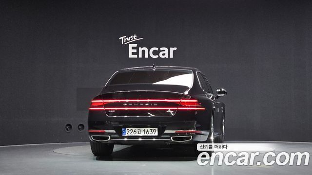 Genesis G90 2022 — photo 4