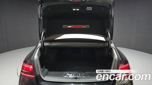 Genesis G90 2022 — photo 21