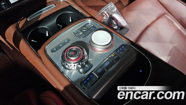 Genesis G90 2022 — photo 22