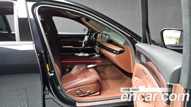 Genesis G90 2022 — photo 24