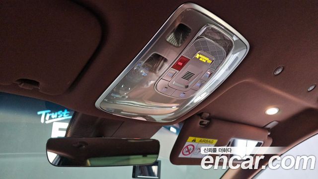 Genesis G90 2022 — photo 25