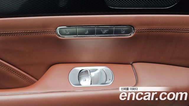 Genesis G90 2022 — photo 34