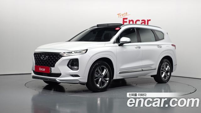 Hyundai Santafe 2019 — photo 1